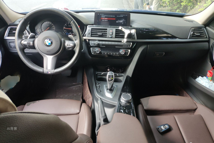 BMW 3 Series 2019 صورة سيارة #11