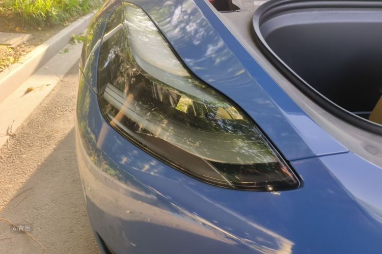 Tesla Model Y 2022 car image #8