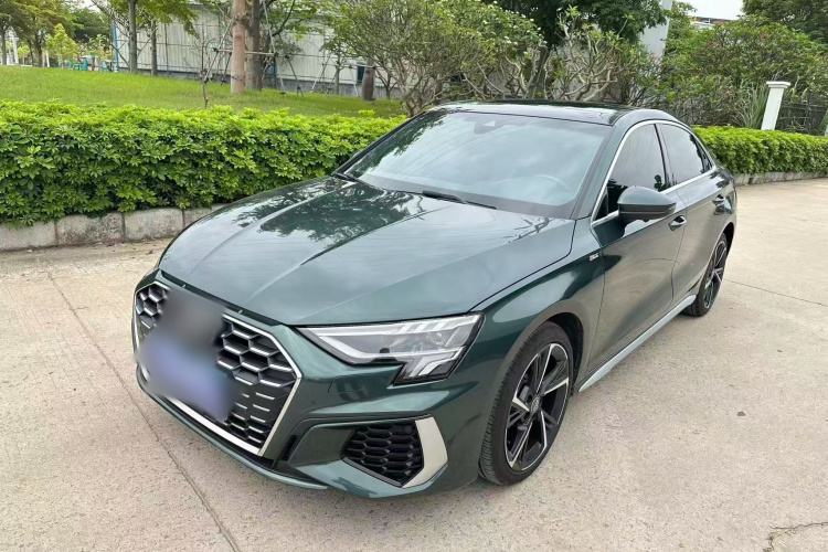 Audi A3 2021 car image #2