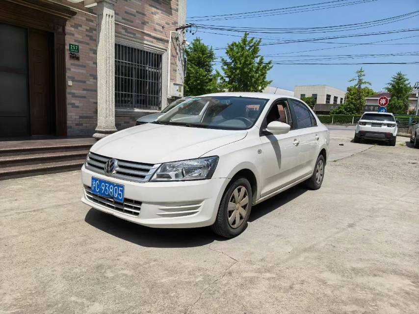 Volkswagen Santana 2015 car image 
