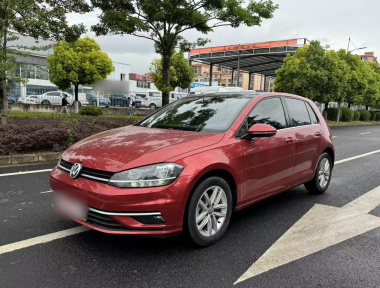 Volkswagen Golf 2018 car image 