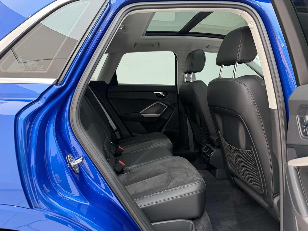 Audi Q3 2019 #27 Audi Q3 2019 car image #27