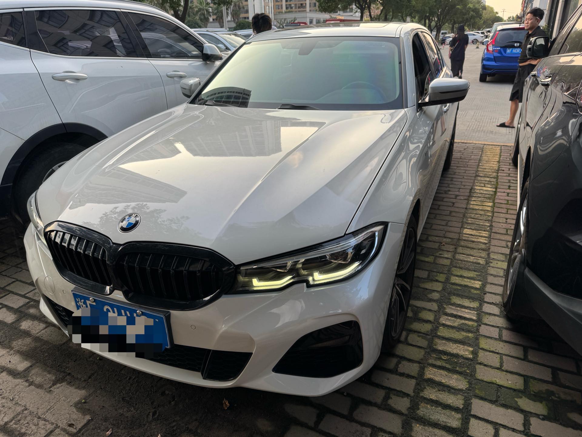 BMW 3 Series 2020 BMW 3 Series 2020 car image