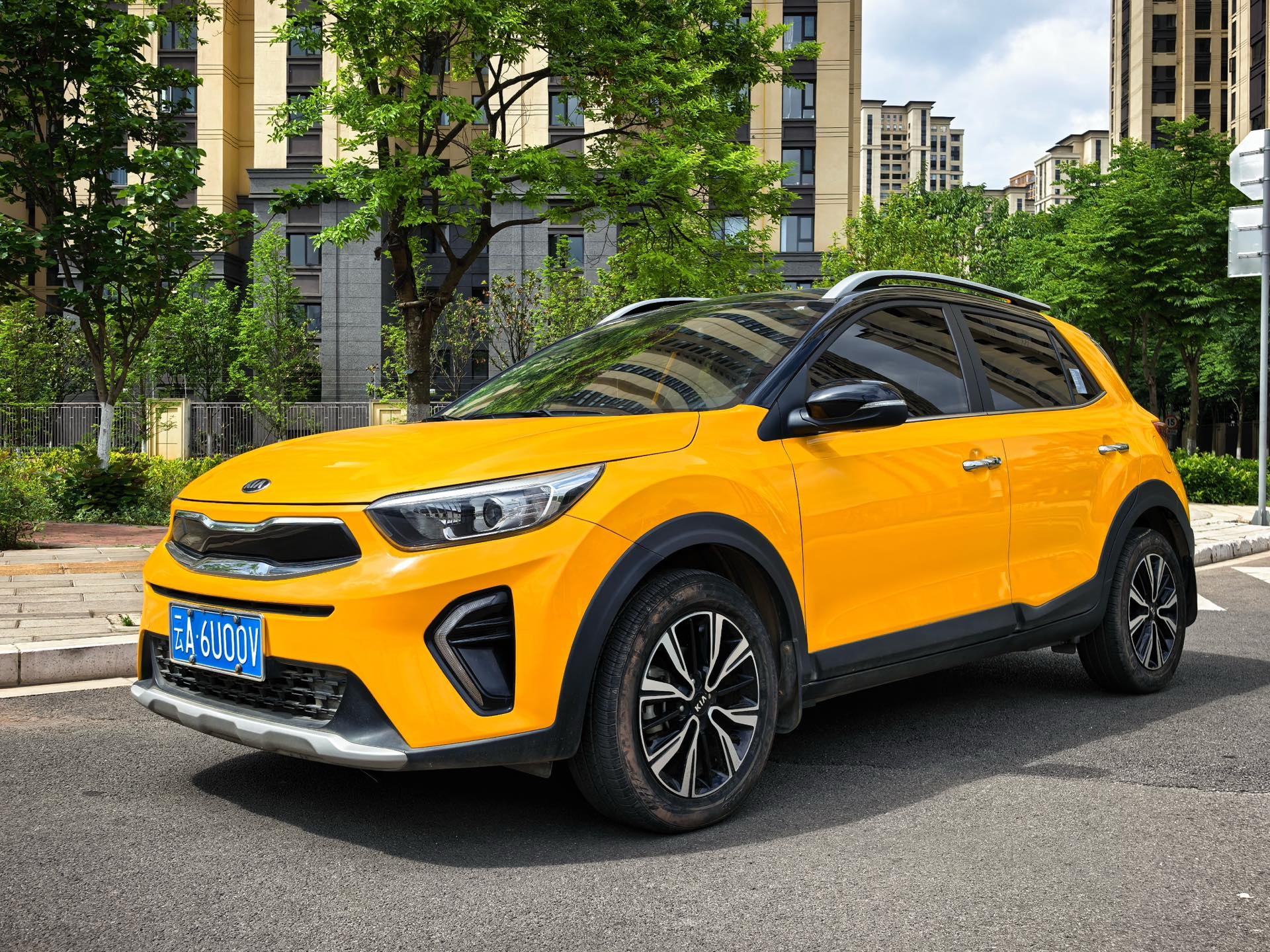 Kia KX1 2019 car image 