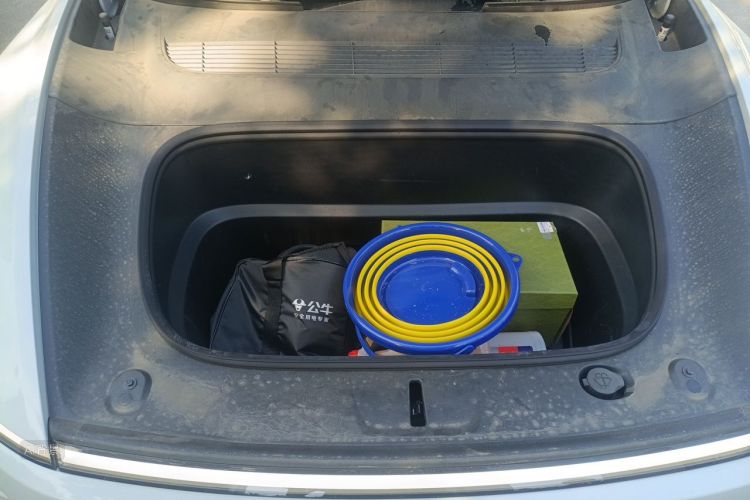 Tesla Model Y 2025 #22 Tesla Model Y 2025 car image #22