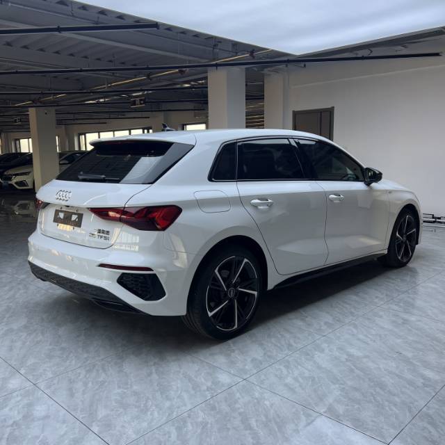 Audi A3 2022 immagine di auto #5