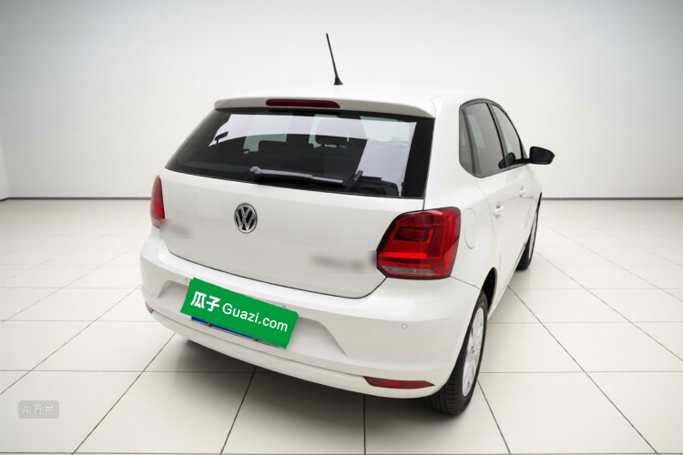 Volkswagen Polo 2015 صورة سيارة #7