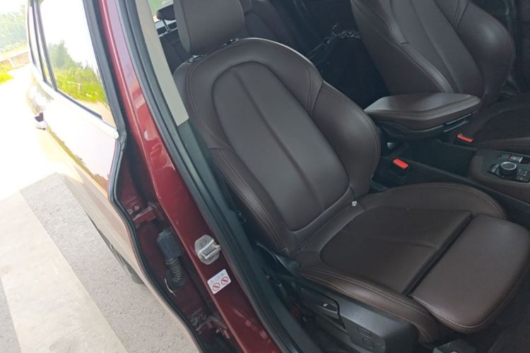 BMW X1 2020 car image #24