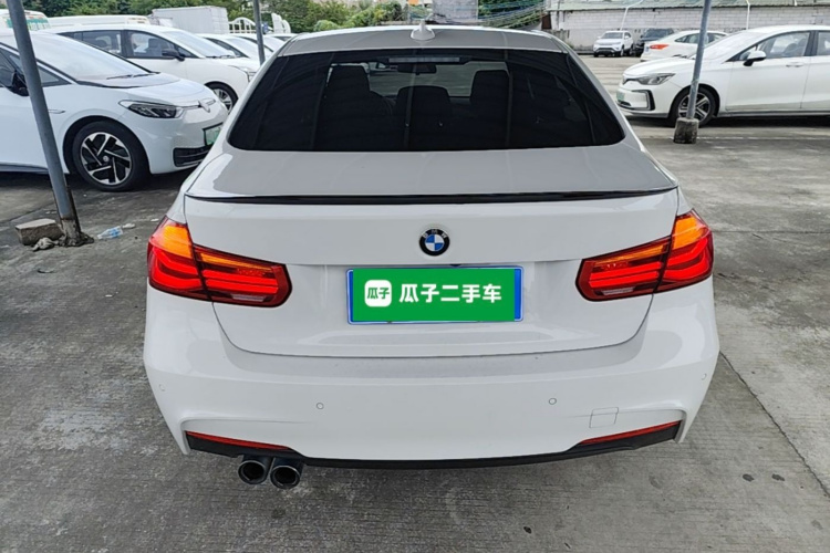 BMW 3 Series 2018 #6 BMW 3 Series 2018 car image #6