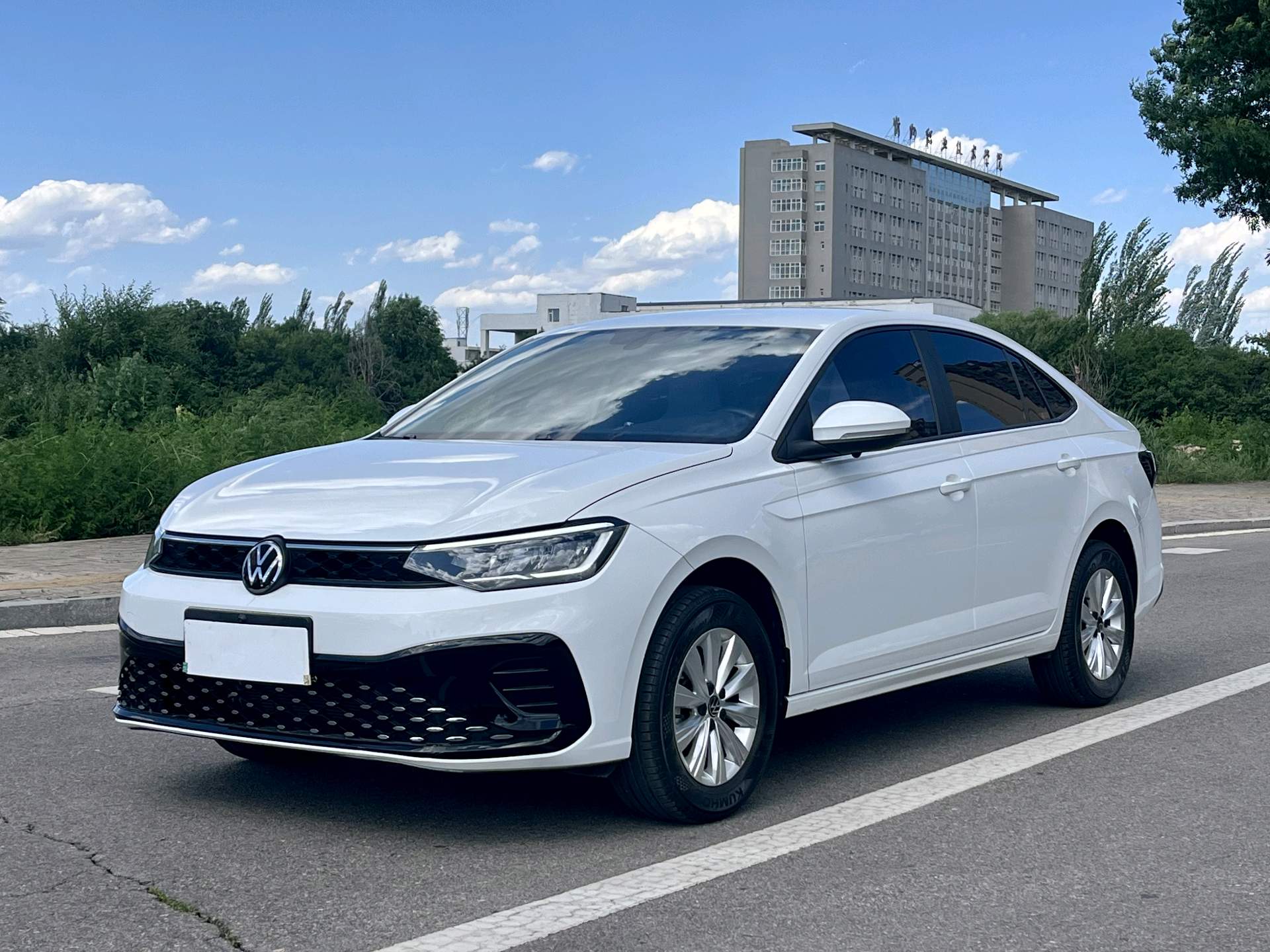 Volkswagen Lavida 2024 car image 