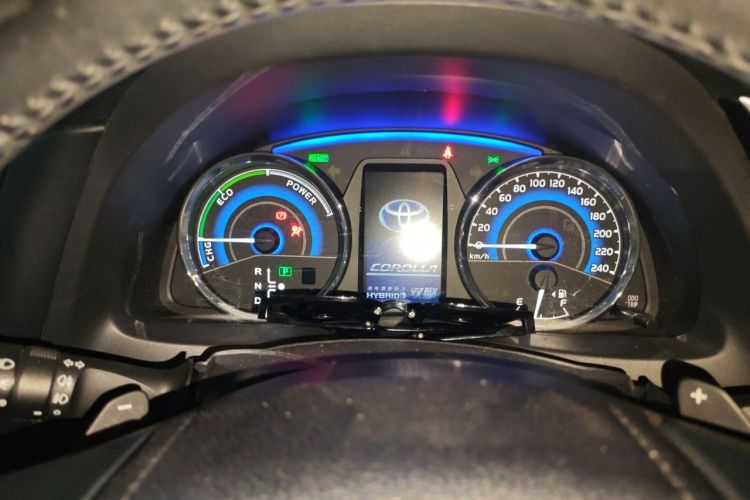 Toyota Corolla 2019 #12 Toyota Corolla 2019 car image #12