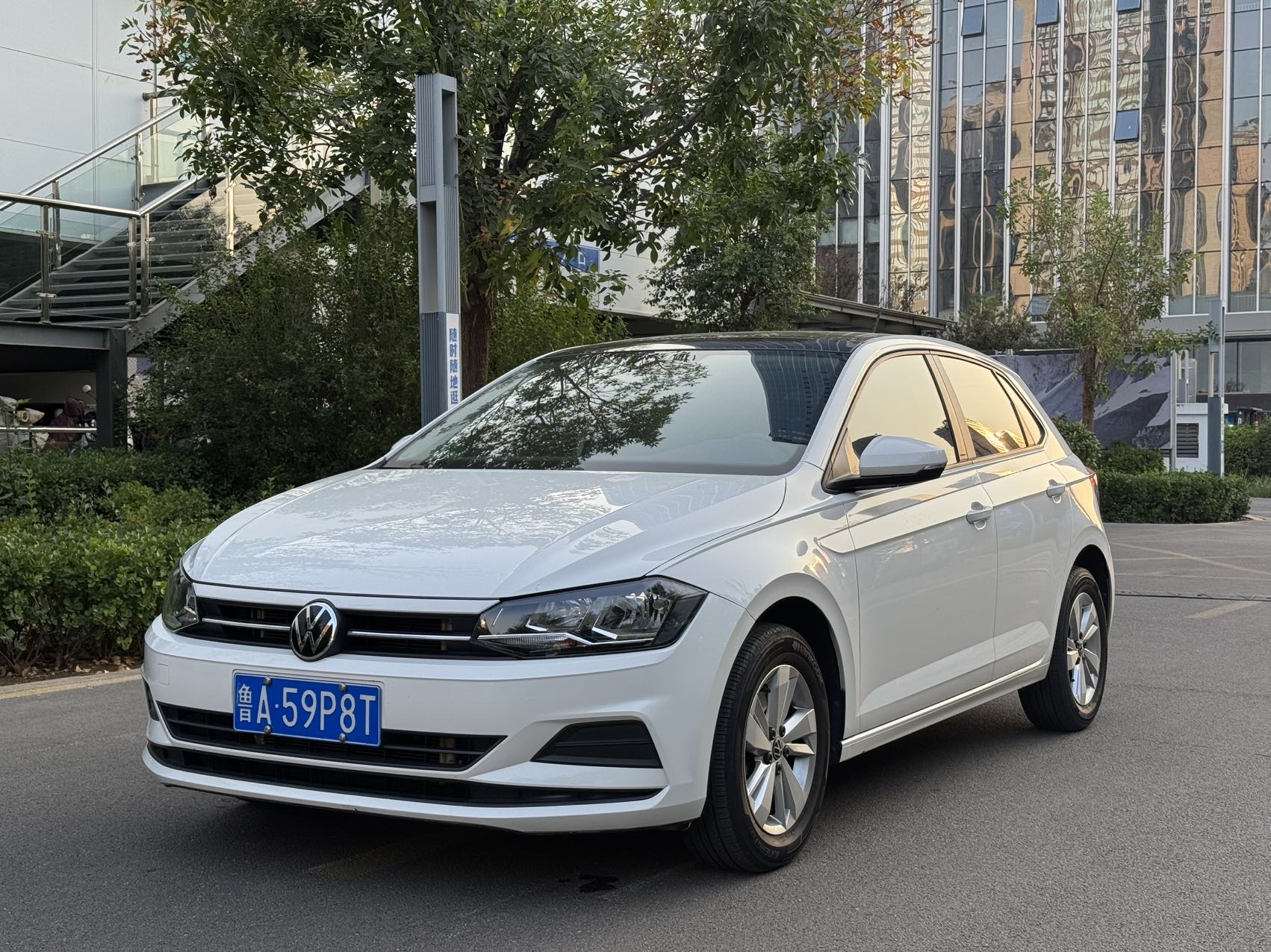 Volkswagen Polo 2022 car image 