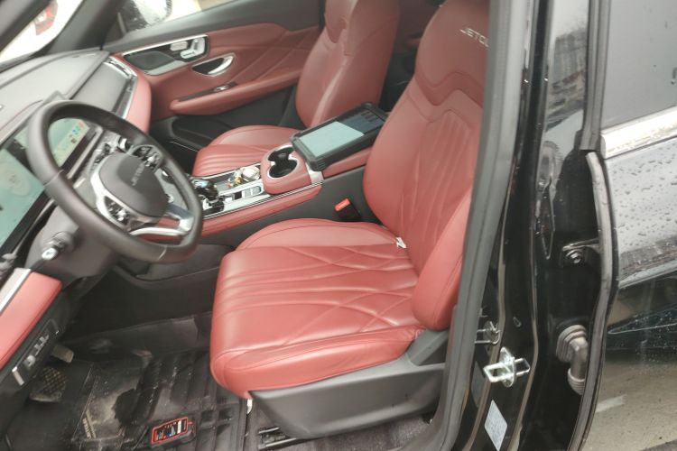 Jetour X70 PLUS 2024 car image #15
