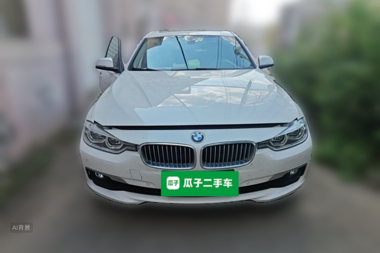BMW 3 Series 2019 car image #3