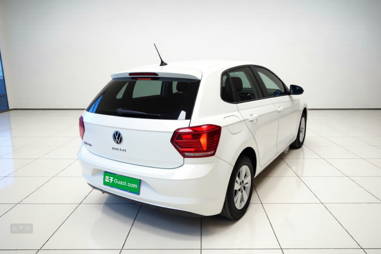 Volkswagen Polo 2022 car image #6