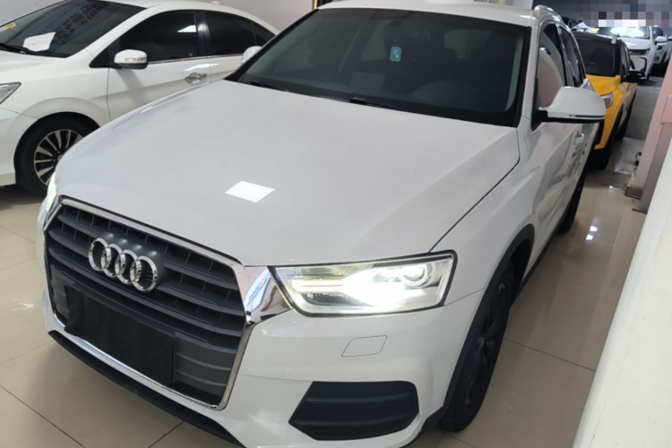 Audi Q3 2018 #2 Audi Q3 2018 car image #2