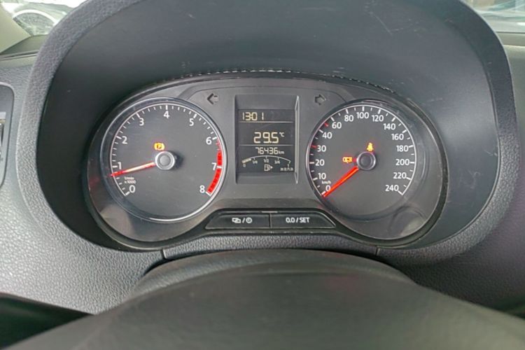 Volkswagen Polo 2017 #12 Volkswagen Polo 2017 car image #12