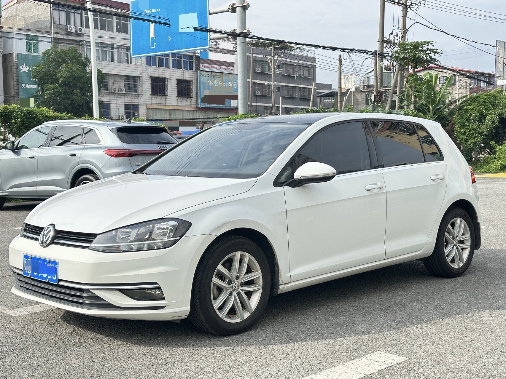 2018 2018 car image
