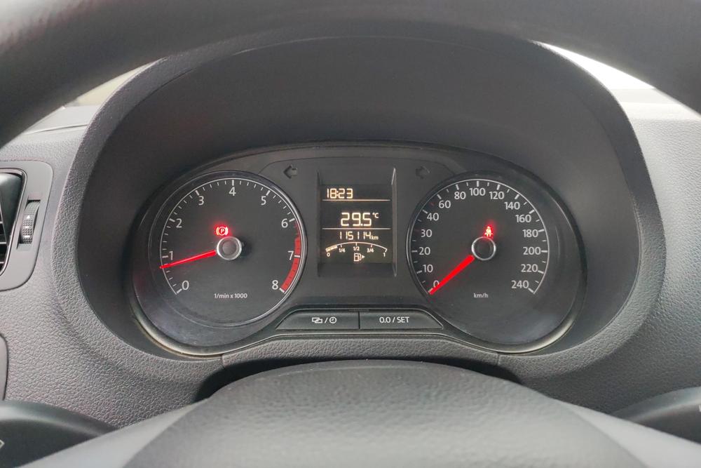 Volkswagen Polo 2016 #13 Volkswagen Polo 2016 car image #13