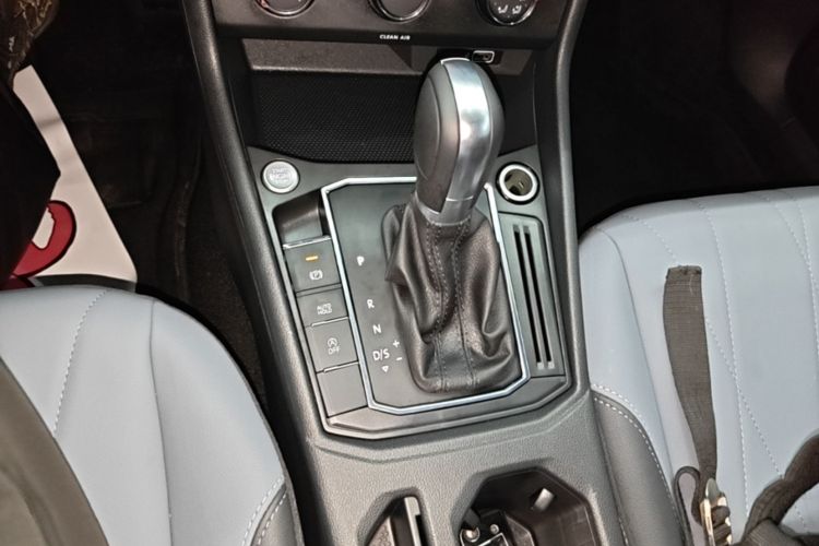 Volkswagen Lavida 2022 car image #14