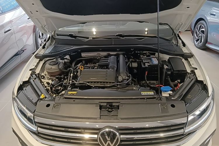 Volkswagen Bora 2024 #20 Volkswagen Bora 2024 immagine di auto #20