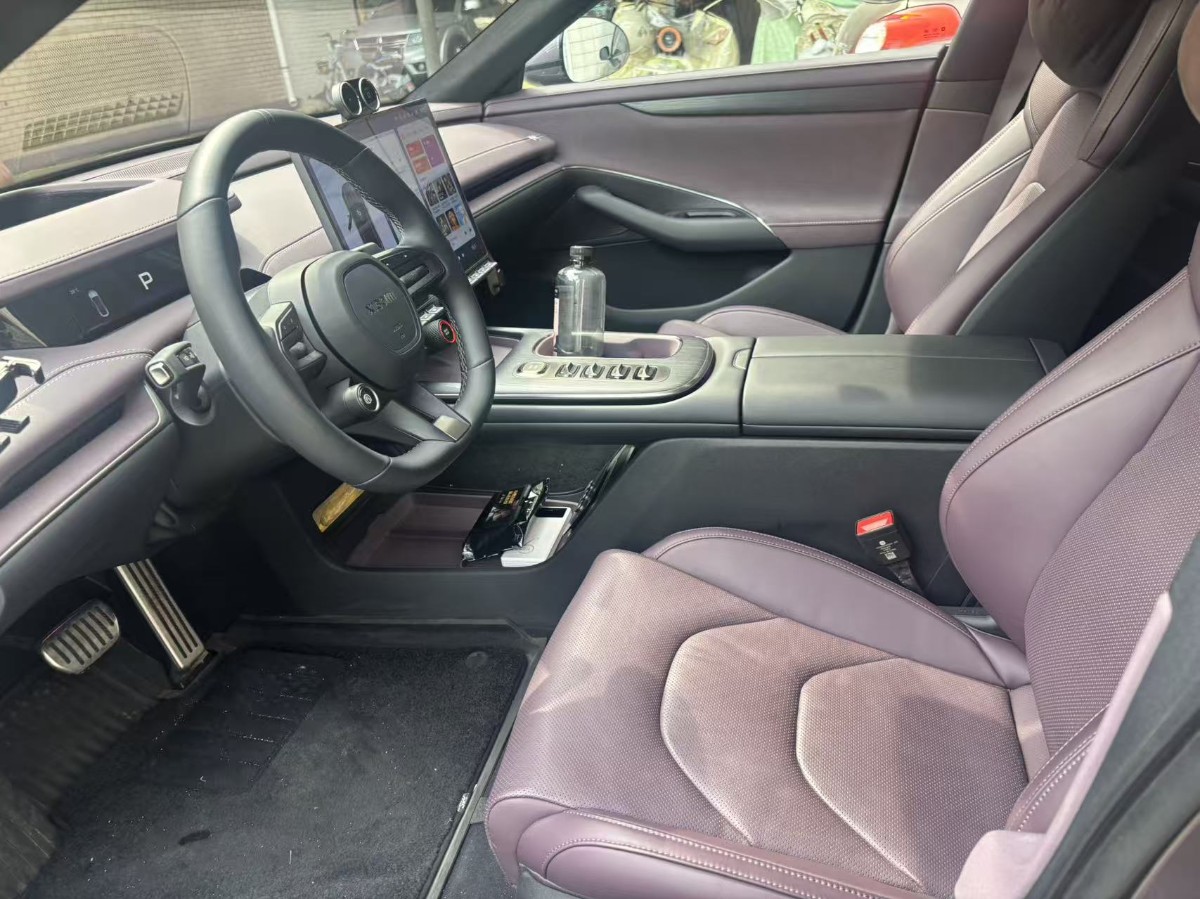MI SU7 2024 #3 MI SU7 2024 car image #3