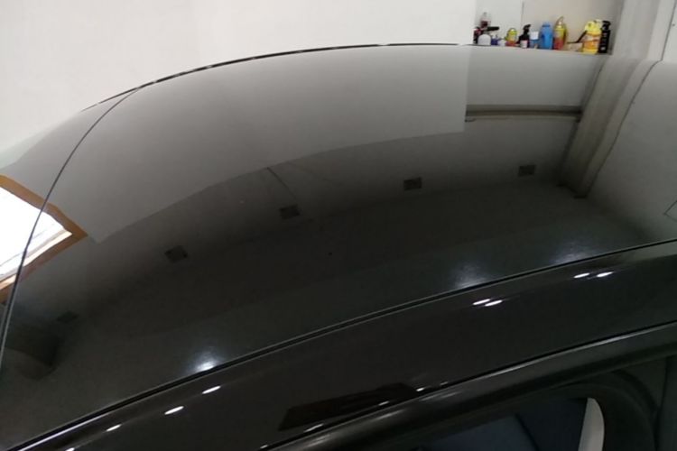 Tesla Model Y 2024 car image #25