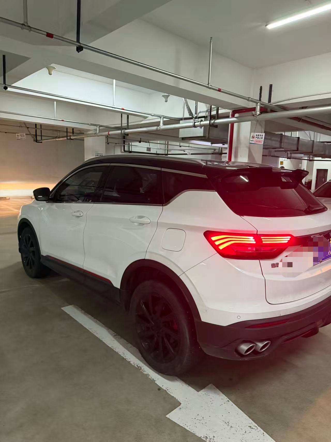 GEELY Coolray 2022 изображение автомобиля #2