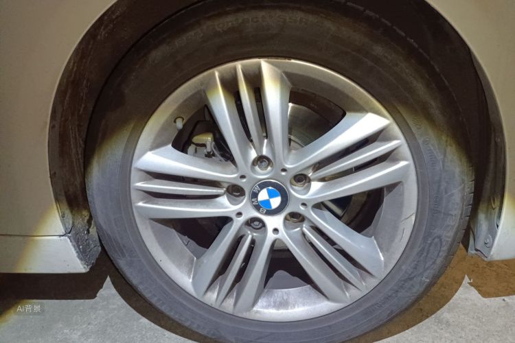 BMW 3 Series 2017 car image #9