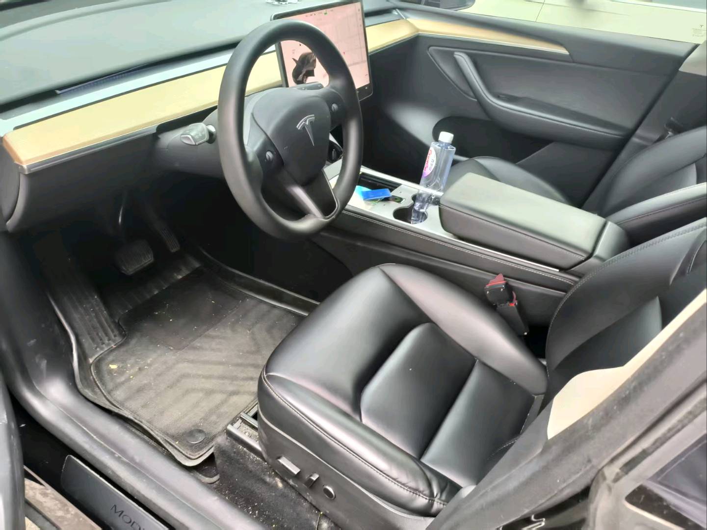 Tesla Model Y 2022 #5 Tesla Model Y 2022 immagine di auto #5