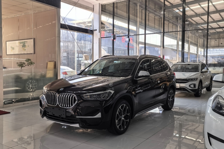 BMW X1 2021 #2 BMW X1 2021 car image #2