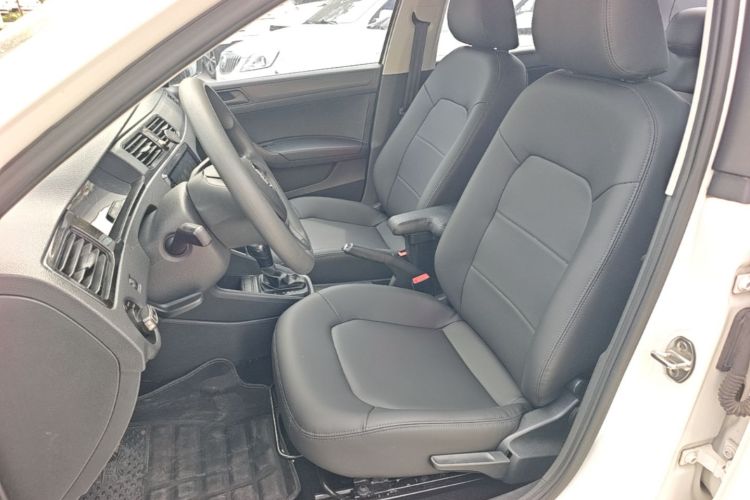 Volkswagen Santana 2018 car image #15