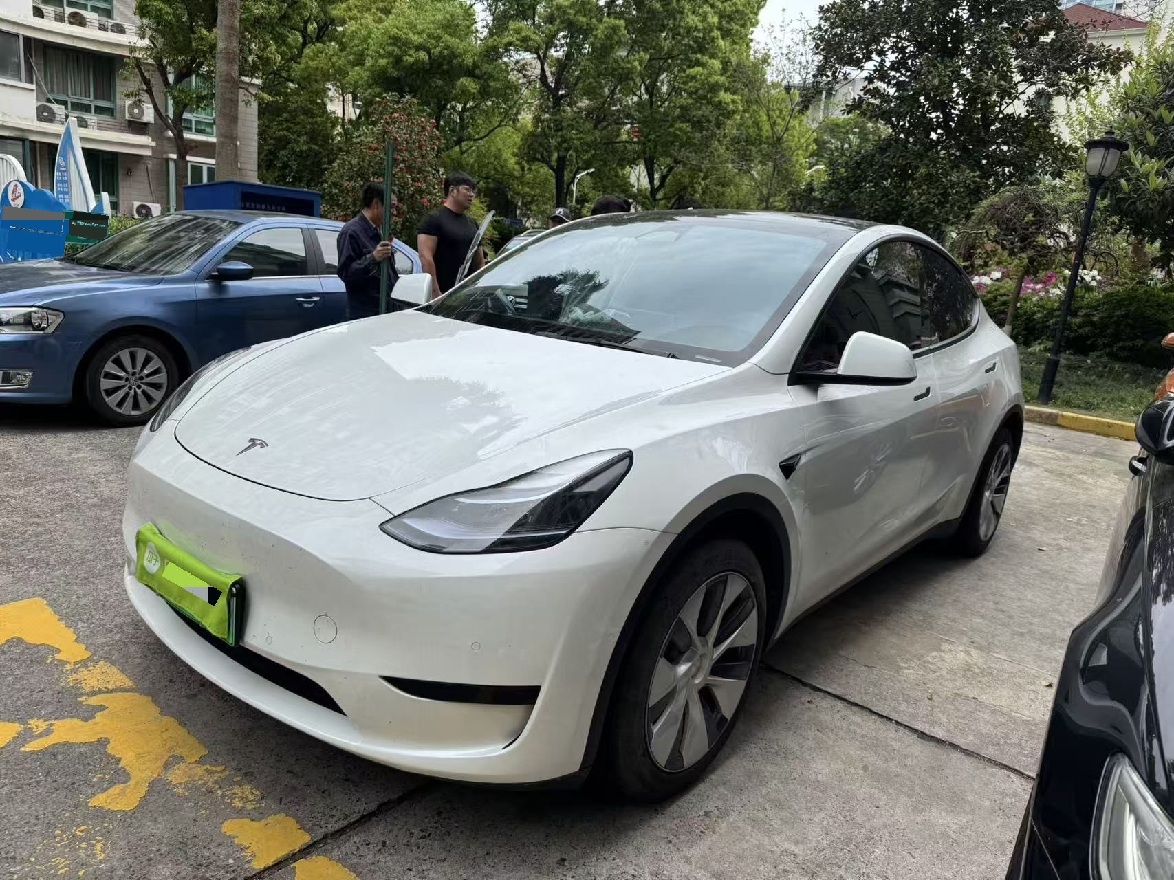 Tesla Model Y 2021 car image 