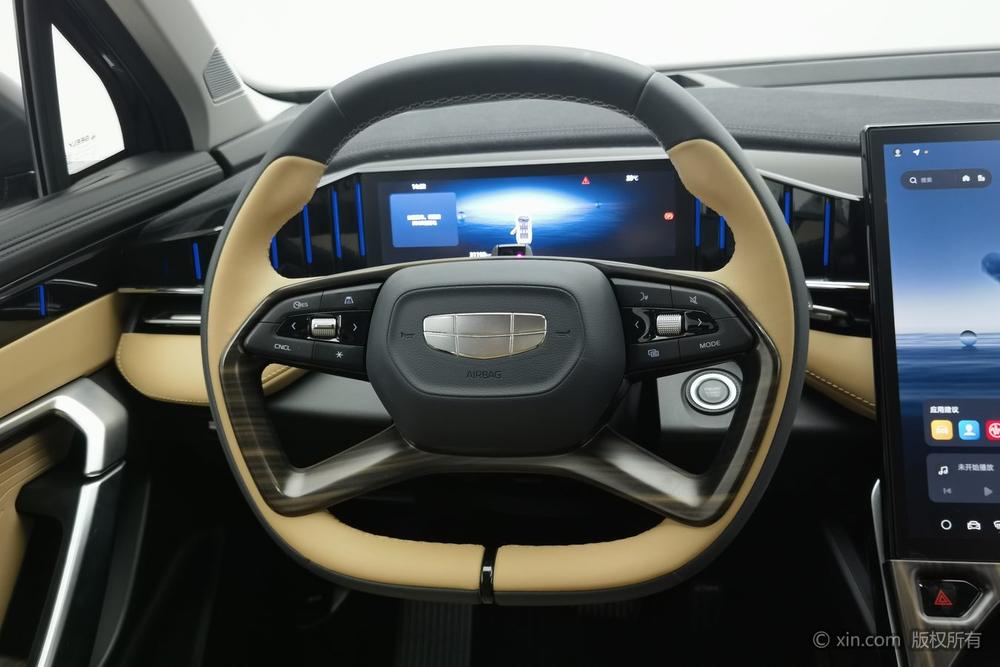 GEELY Boyue L 2023 car image #13