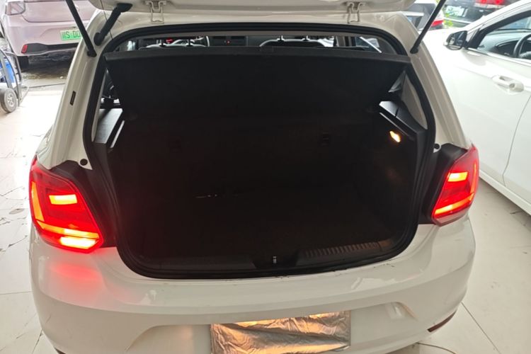 Volkswagen Polo 2017 #19 Volkswagen Polo 2017 car image #19