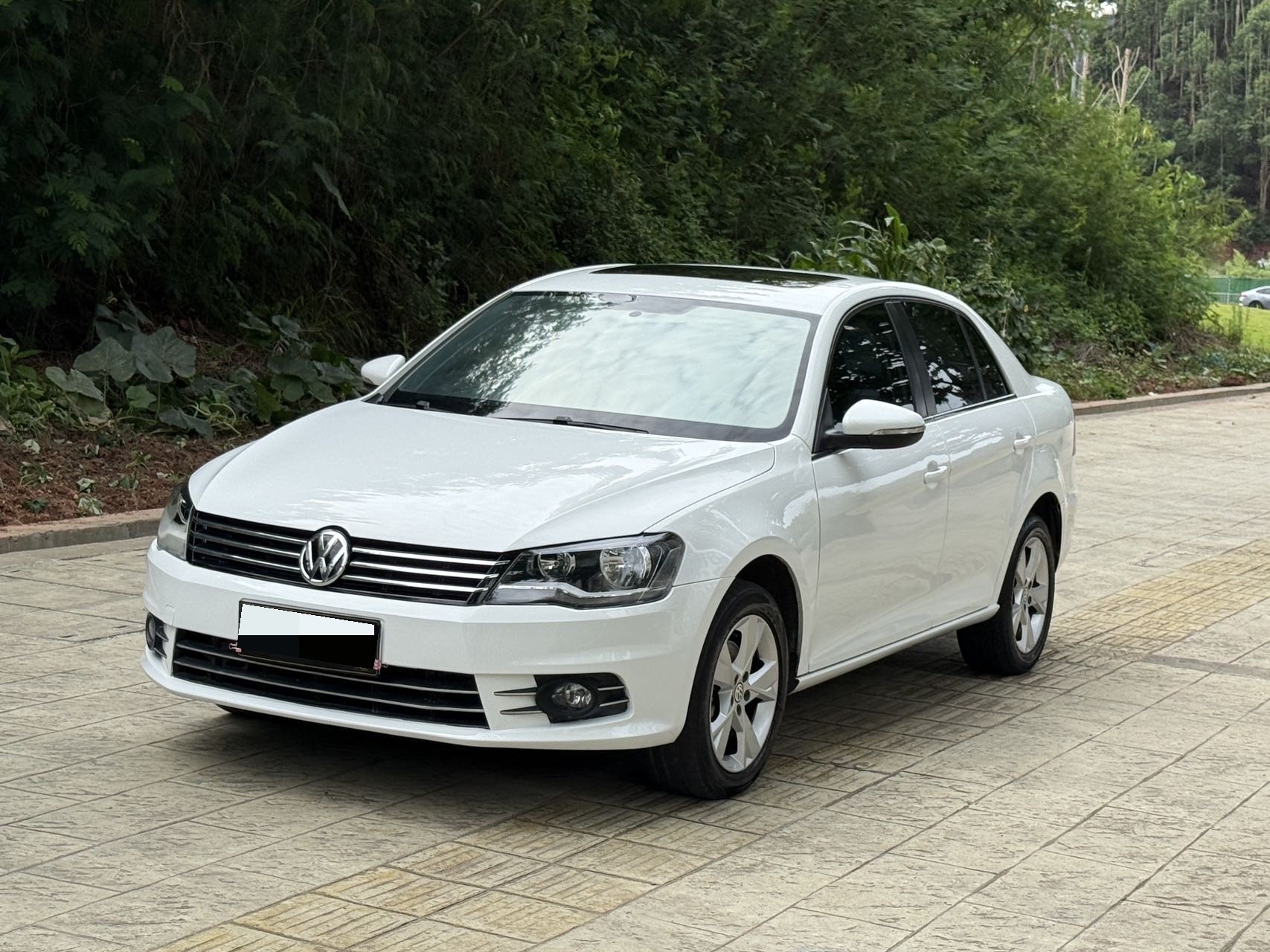 Volkswagen Bora 2015 Volkswagen Bora 2015 car image