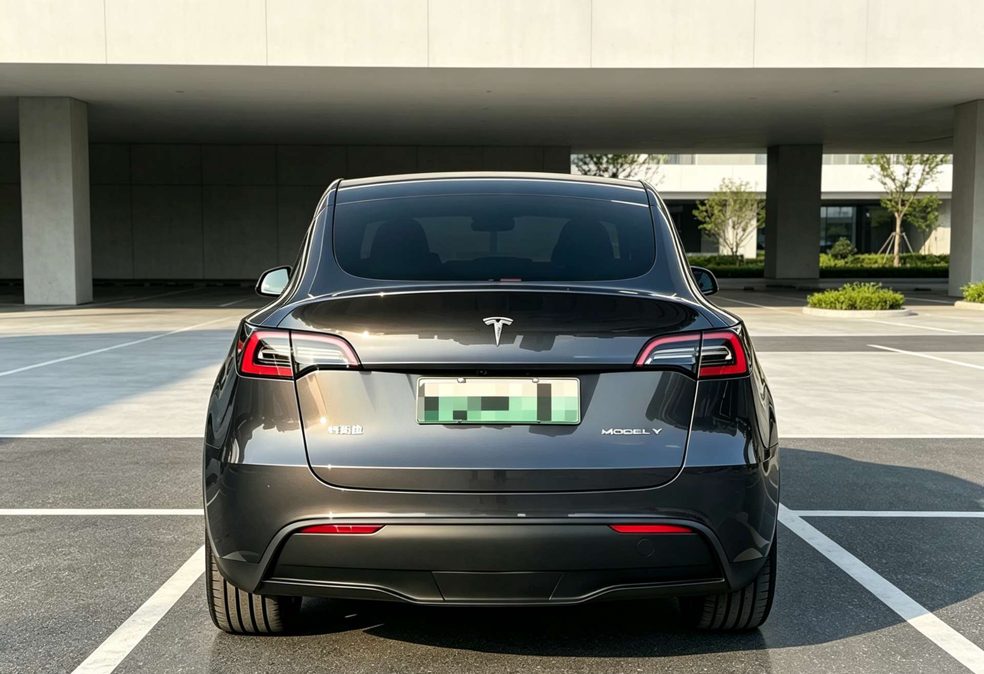 Tesla Model Y 2024 immagine di auto #2