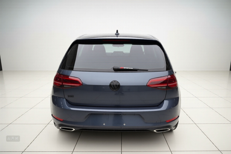 Volkswagen Golf 2019 car image #6