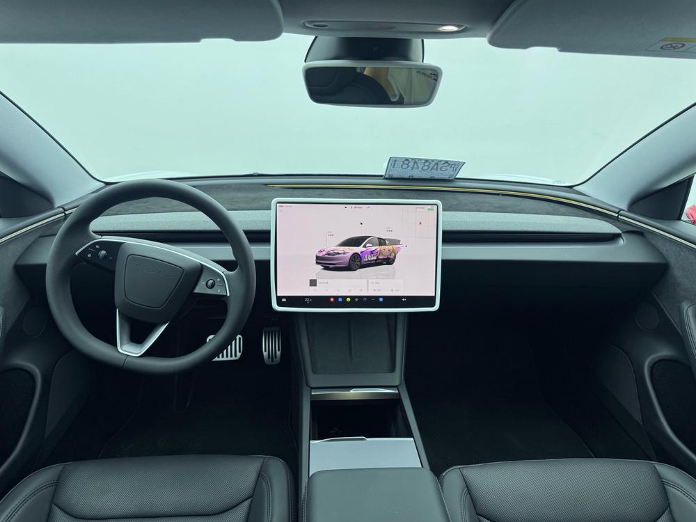Tesla Model 3 2026 car image #7
