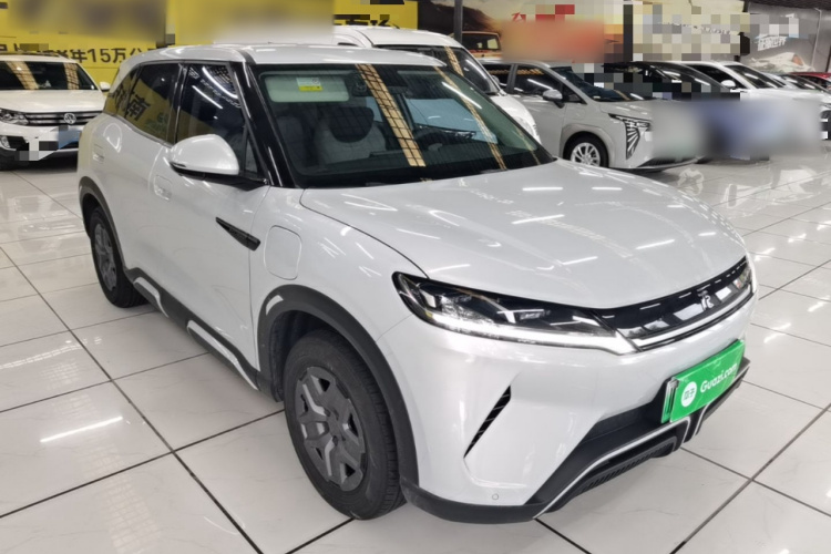BYD YuanUP 2025 #4 BYD YuanUP 2025 car image #4