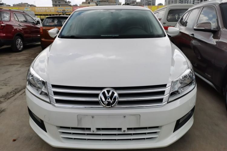 Volkswagen Santana 2016 car image #3