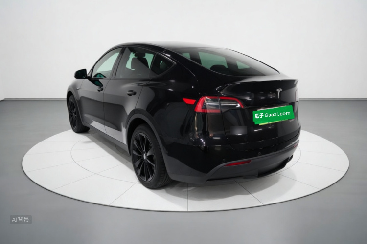 Tesla Model Y 2023 #5 Tesla Model Y 2023 car image #5