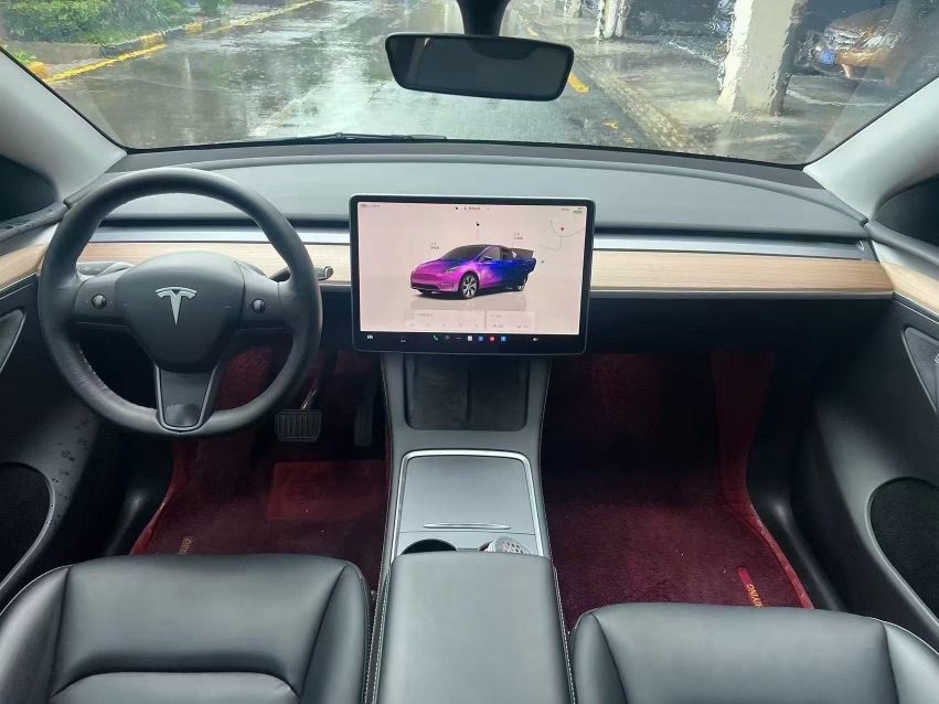 Tesla Model Y 2022 #4 Tesla Model Y 2022 car image #4