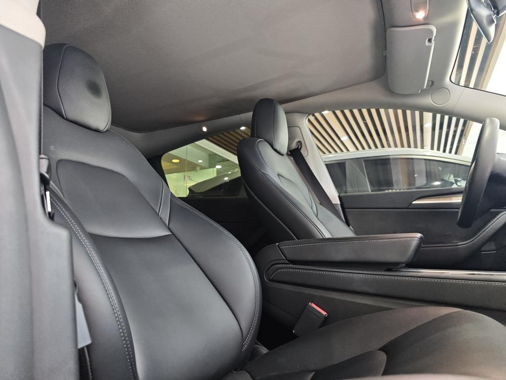 Tesla Model Y 2021 car image #5