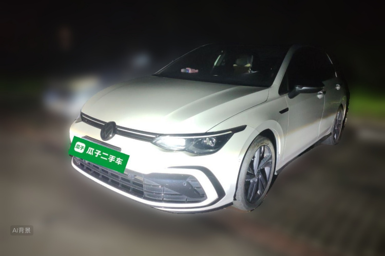 Volkswagen Golf 2022 immagine di auto #2