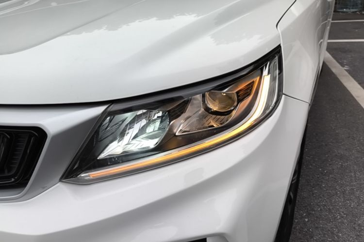 GEELY Vision X6 2021 car image #23