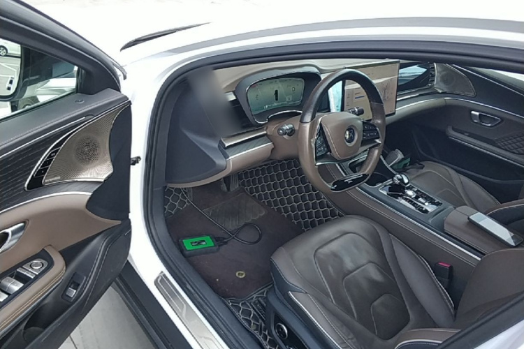 BYD Han 2022 car image #16
