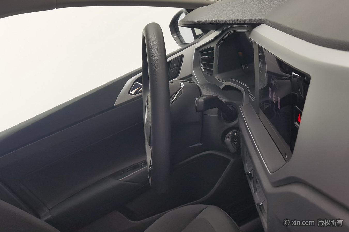 Volkswagen Polo 2023 car image #23