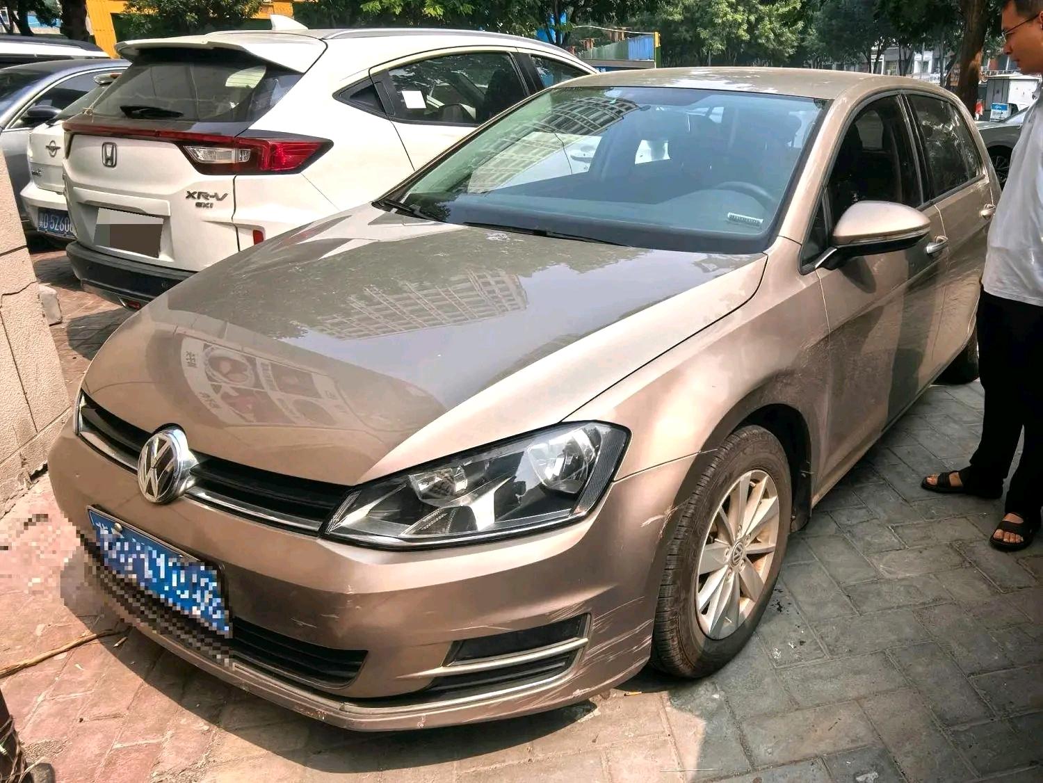 Volkswagen Golf 2015 car image 