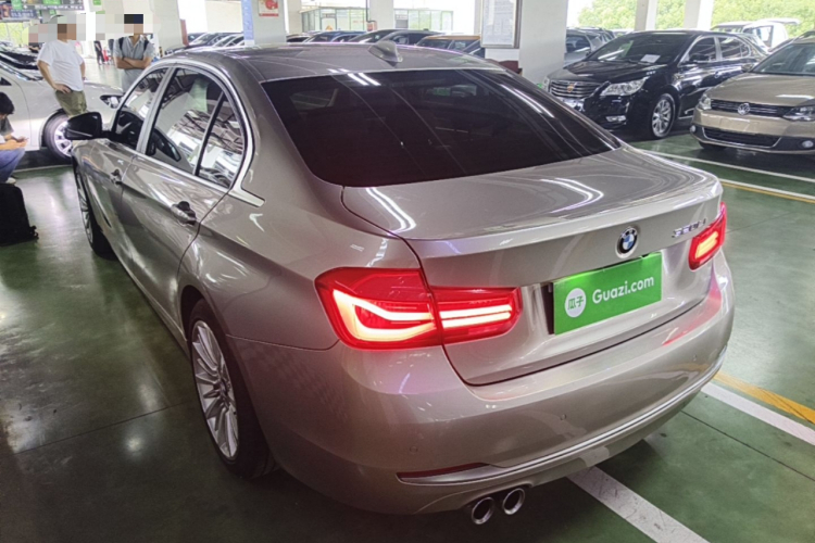 BMW 3 Series 2018 #7 BMW 3 Series 2018 car image #7